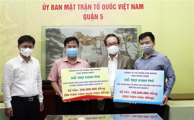 TP. HCM: Hỗ trợ hơn 3,4 tỷ đồng cho gia đình khó khăn do COVID-19 ảnh 1