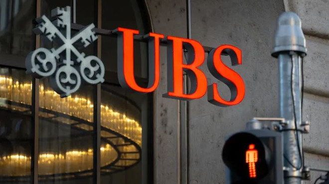 Ngân hàng lớn nhất Thụy Sĩ đang đàm phán mua lại Credit Suisse ảnh 1