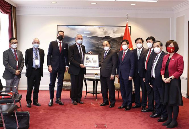 Đề nghị chính quyền hai thành phố Bern và Hà Nội tăng cường hợp tác ảnh 3