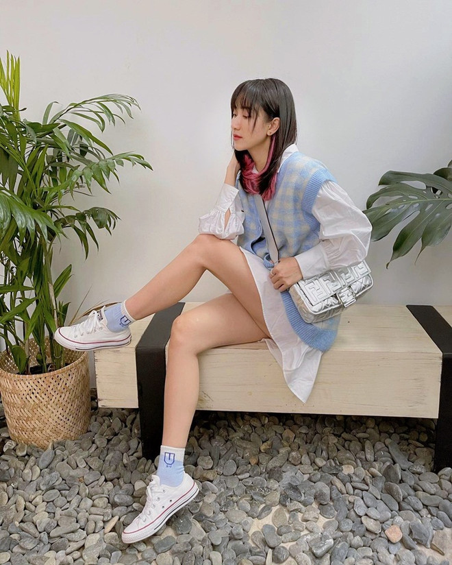 Chiêm ngưỡng loạt street style "cool" hết mức của dàn mỹ nhân Việt ảnh 11