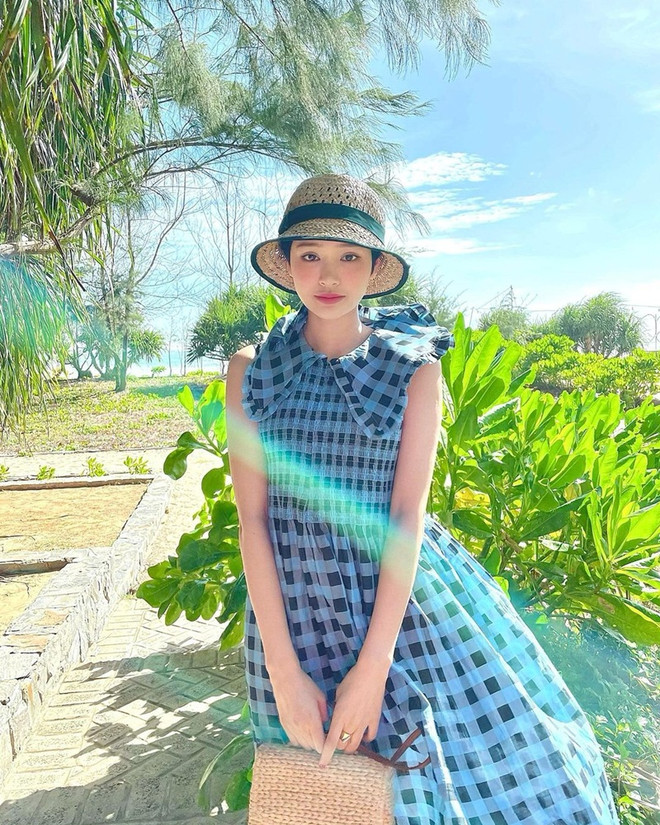 Chiêm ngưỡng loạt street style "cool" hết mức của dàn mỹ nhân Việt ảnh 17