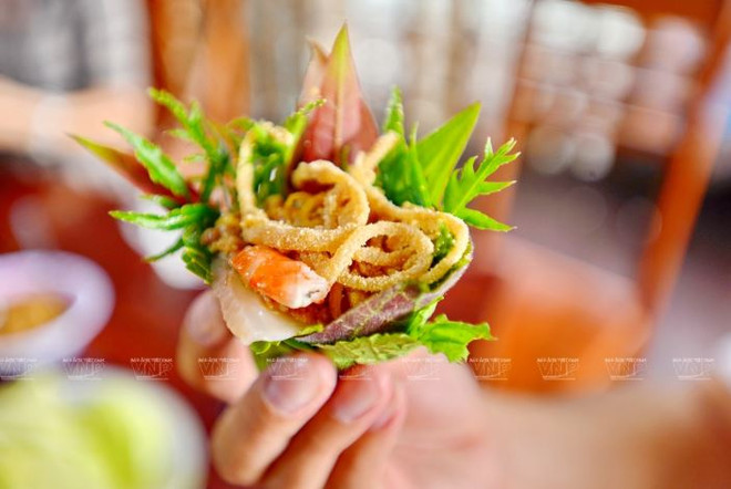 Gỏi lá - món ăn nổi danh của vùng Tây Nguyên đầy nắng gió ảnh 1