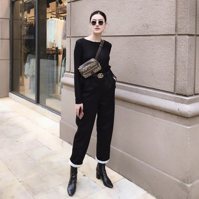 Phong cách street style đẹp mê mẩn của quý cô thời trang ngày nắng ảnh 2