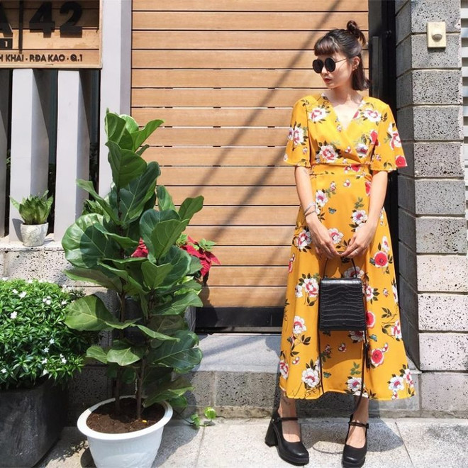 Phong cách street style đẹp mê mẩn của quý cô thời trang ngày nắng ảnh 8
