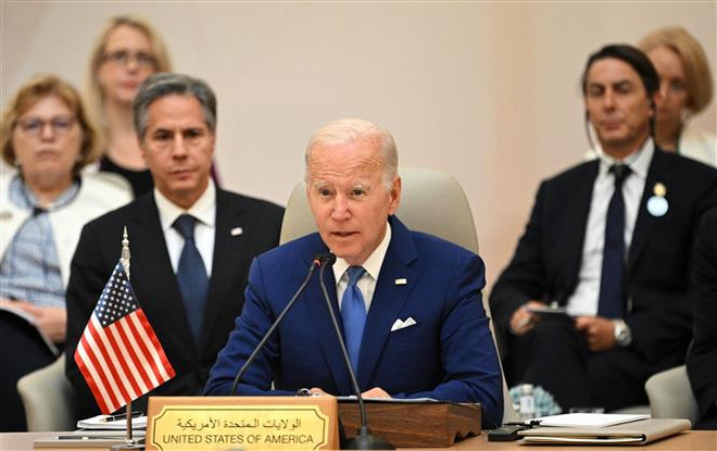Tổng thống Mỹ Joe Biden phát biểu tại Hội nghị thượng đỉnh Hội đồng Hợp tác vùng Vịnh (GCC) cùng 3 nước Ai Cập, Jordan và Iraq (GCC+3) ở Jeddah (Saudi Arabia) ngày 16/7. (Ảnh: AFP/TTXVN) Những vấn đề còn bỏ ngỏ ở Trung Đông sau chuyến thăm của ông Biden ảnh 1