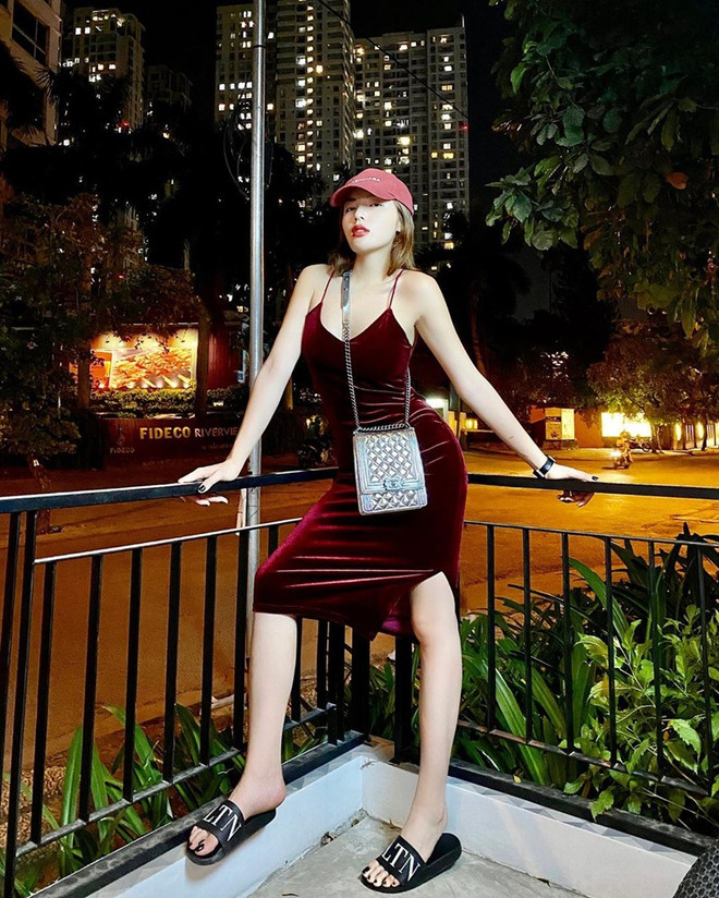 Street style ngập tràn sắc màu rực rỡ của dàn mỹ nhân Việt ảnh 5