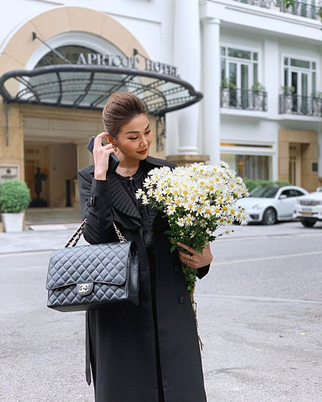 Street style ngập tràn sắc màu rực rỡ của dàn mỹ nhân Việt ảnh 6