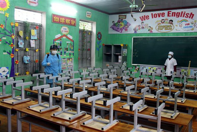 Quảng Ninh cho học sinh mầm non, tiểu học, THCS nghỉ thêm 2 tuần ảnh 1