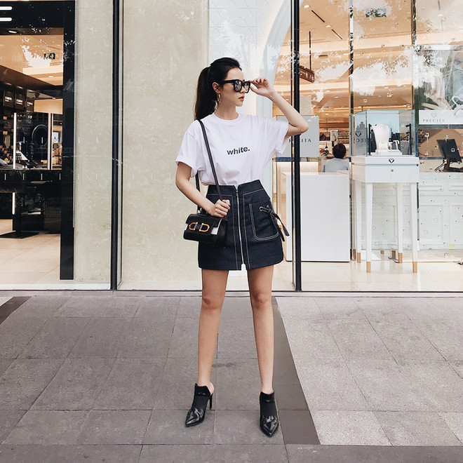 Trang phục nào được các sao Việt sủng ái trong những ngày chớm Thu? ảnh 13