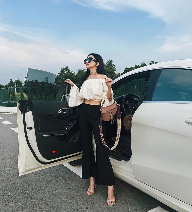 Trang phục nào được các sao Việt sủng ái trong những ngày chớm Thu? ảnh 12