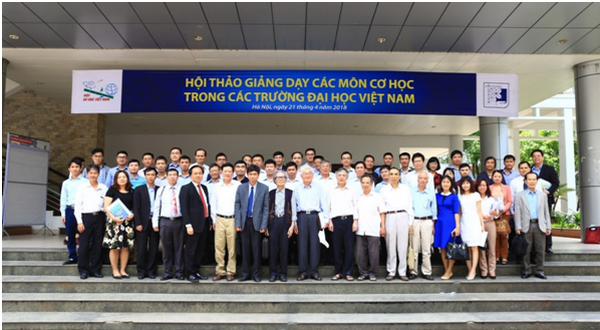 Các đại biểu chụp ảnh lưu niệm. Chia sẻ thông tin về giảng dạy cơ học trong trường đại học Việt Nam ảnh 4
