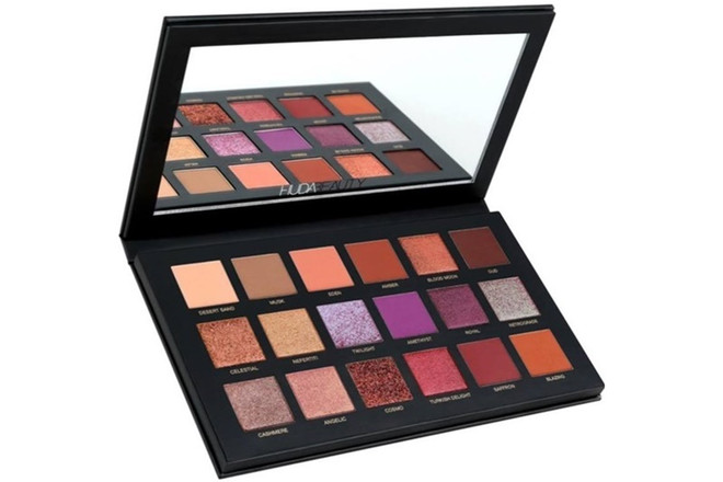 Bảy bảng màu mắt mang đậm tâm trạng mùa Thu Đông 2017 ảnh 7