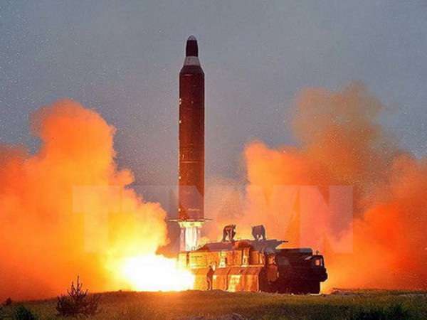 Hàn Quốc-Nhật Bản tiếp tục thúc đẩy giải quyết hạt nhân Triều Tiên ảnh 1