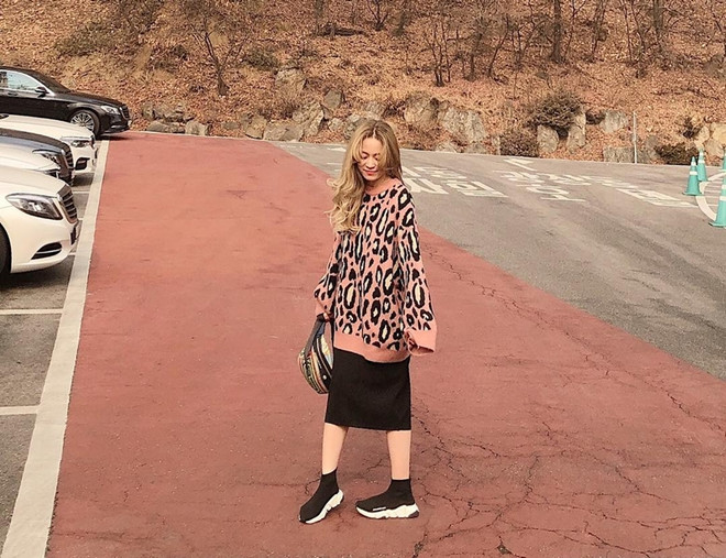 Đại tiệc street style của dàn sao Việt trước thềm Tết Nguyên đán ảnh 4