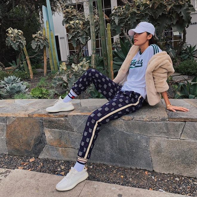 Đại tiệc street style của dàn sao Việt trước thềm Tết Nguyên đán ảnh 15