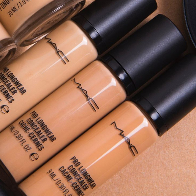 Bí quyết giúp bạn đi chúc Tết cả ngày không lo lớp trang điểm phai màu ảnh 6