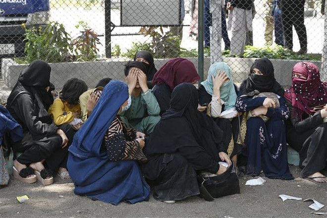 Thêm nhiều vùng của Afghanistan rơi vào tay phiến quân Taliban ảnh 2