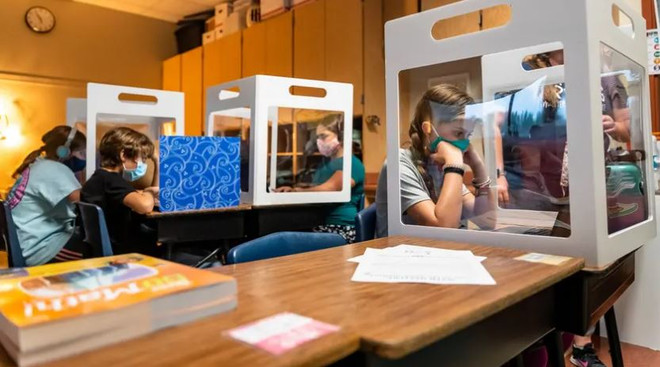 Tranh cãi xung quanh quy định đeo khẩu trang để phòng dịch tại Mỹ ảnh 2