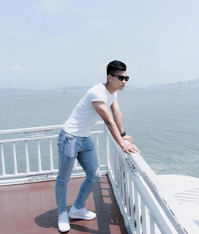 Mê mẩn với phong cách thời trang của những người hùng U23 Việt Nam ảnh 13