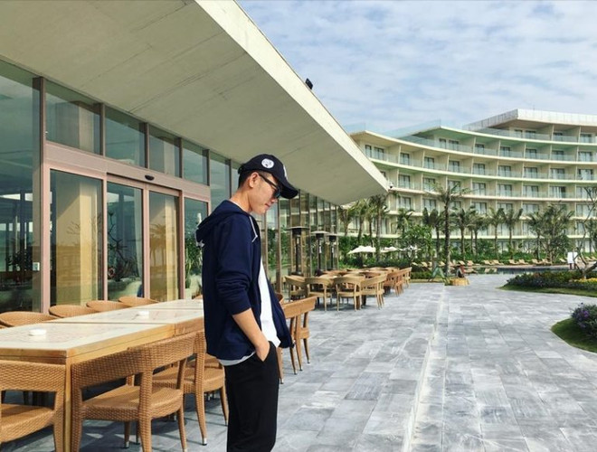 Mê mẩn với phong cách thời trang của những người hùng U23 Việt Nam ảnh 9