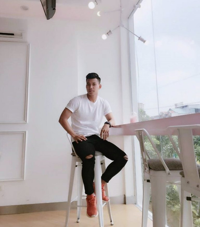 Mê mẩn với phong cách thời trang của những người hùng U23 Việt Nam ảnh 15