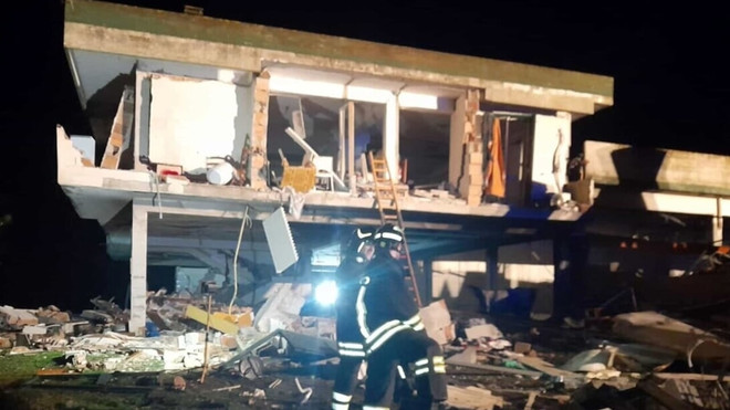 Italy: Nổ khí gas tại tòa nhà cho người xin tị nạn, 31 người bị thương ảnh 1