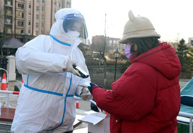 Trung Quốc: Tiêm chủng cho 1 triệu dân thủ đô, phong tỏa nhiều làng ảnh 2