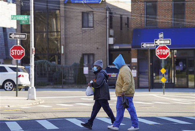 COVID-19: Chuyên gia dự báo khó đạt miễn dịch cộng đồng trong 2021 ảnh 1