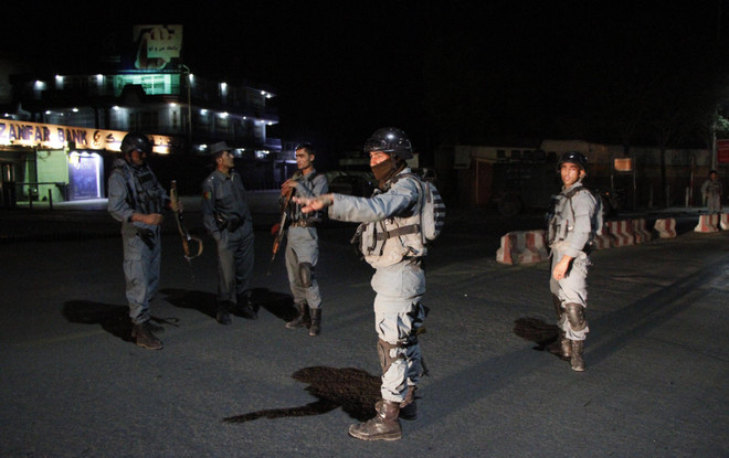 Afghanistan bắt 2 phần tử tấn công khủng bố làm 14 người chết ảnh 1