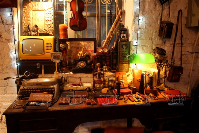 Độc càphê lưu giữ nét văn hóa bao cấp giữa lòng Hà Nội ảnh 4