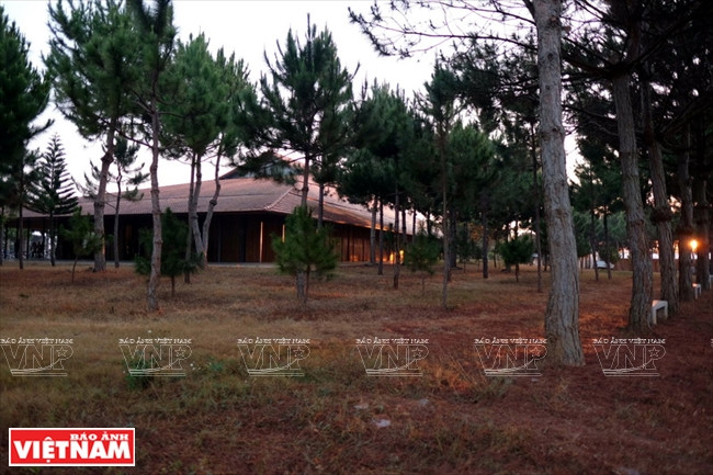 Nhịp điệu kiến trúc nhà thờ Ka Đơn của đồng bào dân tộc Churu ảnh 11