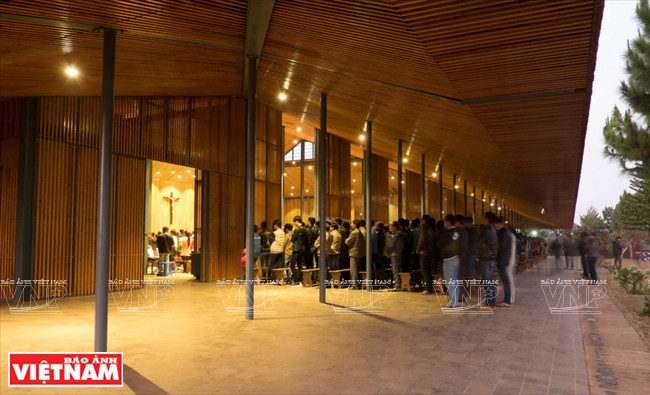 Nhịp điệu kiến trúc nhà thờ Ka Đơn của đồng bào dân tộc Churu ảnh 10