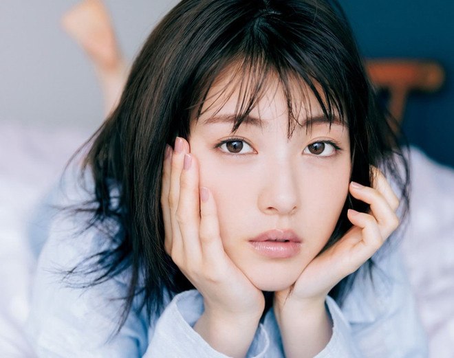 Mỹ phẩm đổi màu theo độ pH - bảo bối làm đẹp thần kỳ của các TikToker ảnh 1