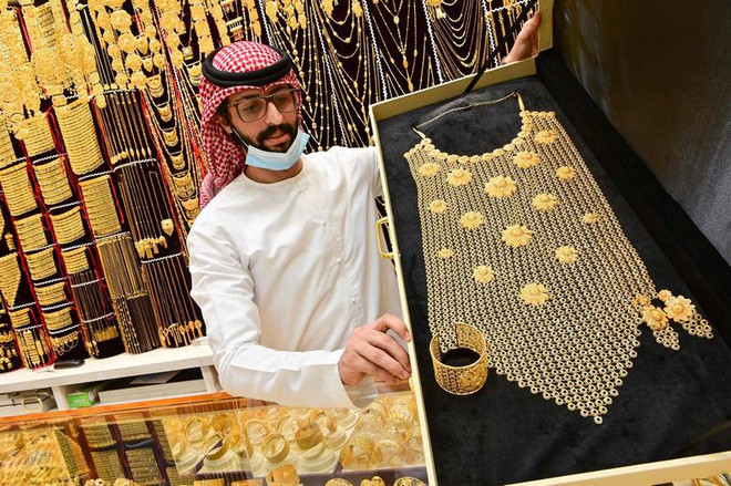 Giá dầu và giá vàng thế giới biến động trái chiều trong phiên 2/8 ảnh 2