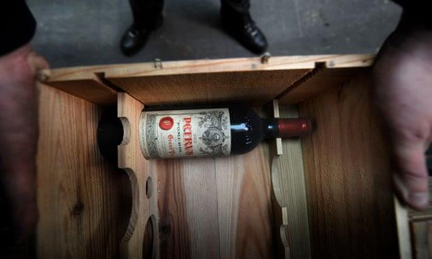 Nhà hàng hạng sang ở Paris bị trộm đục tường đánh cắp rượu vang ảnh 1