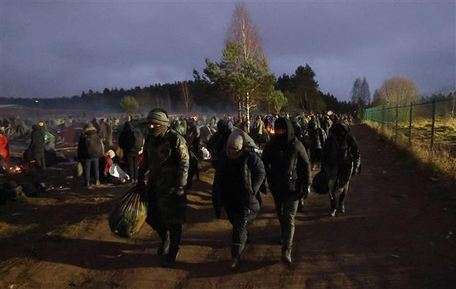 Liên minh châu Âu ghi nhận số người vượt biên trái phép cao kỷ lục ảnh 1