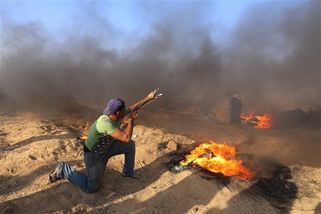 Israel không kích 2 mục tiêu Hamas tại Gaza sau các vụ đụng độ ảnh 1