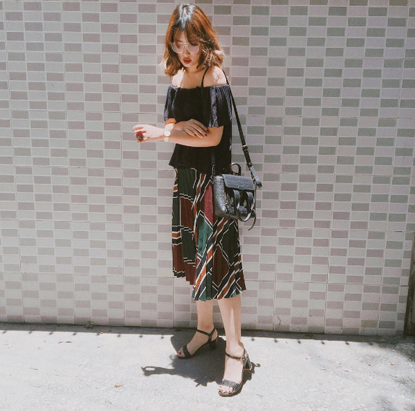 Trang phục xuống phố ngày Hè oi ả của các tín đồ thời trang Việt ảnh 3