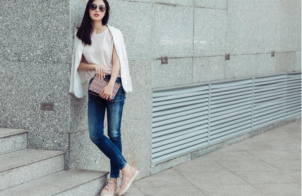 Trang phục xuống phố ngày Hè oi ả của các tín đồ thời trang Việt ảnh 1