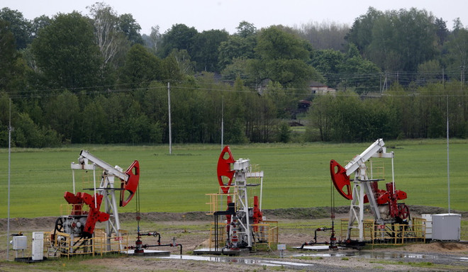 Dự trữ dầu của Mỹ bất ngờ tăng kéo giá ''vàng đen'' đi xuống ảnh 1