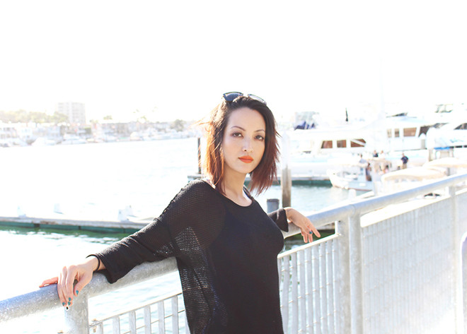 Gần 20 năm im ắng, Linh Nga “Thuyết buôn vua” tái xuất làm phim ở Mỹ ảnh 1