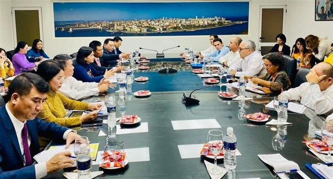 Thắt chặt quan hệ hữu nghị, hợp tác thành phố Hà Nội và La Habana ảnh 2