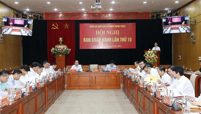 Các tổ chức Đảng phải nắm chắc tình hình diễn biến tư tưởng của cán bộ ảnh 1