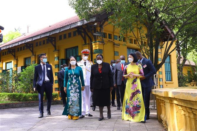 Việt Nam đặc biệt coi trọng quan hệ hợp tác, hữu nghị với Mozambique ảnh 4