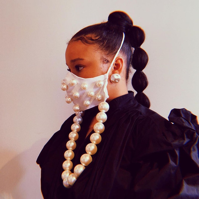 Bí quyết đeo khẩu trang để vừa không đau tai vừa xinh đẹp thần thái ảnh 6