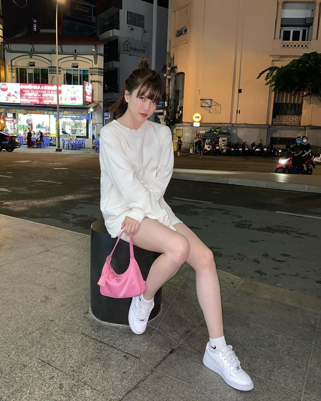 Street style biến hóa "vạn người mê" của dàn mỹ nhân Việt ảnh 24