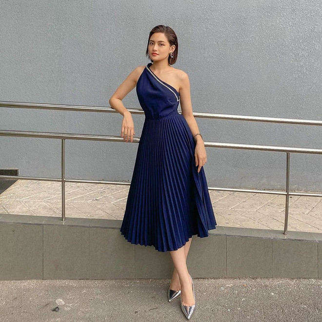 Street style biến hóa "vạn người mê" của dàn mỹ nhân Việt ảnh 16