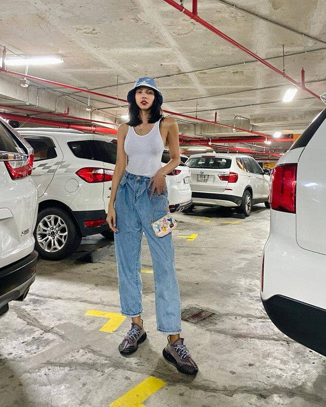 Street style biến hóa "vạn người mê" của dàn mỹ nhân Việt ảnh 18