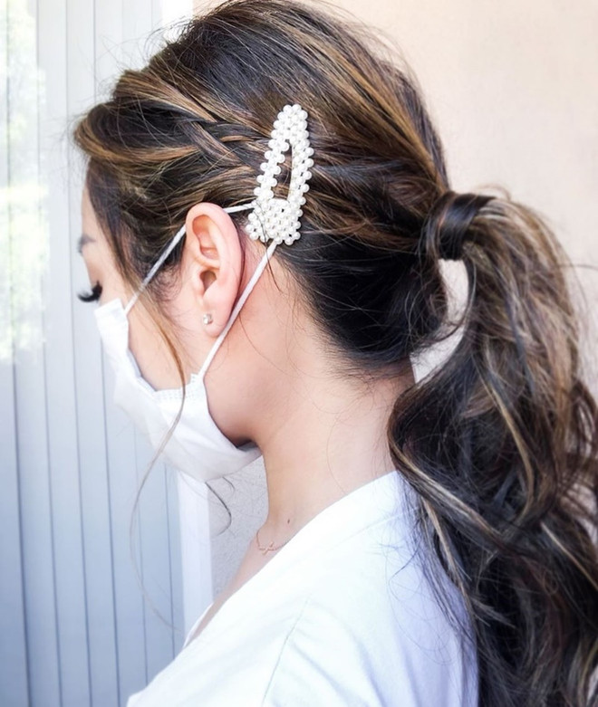 Bí quyết đeo khẩu trang để vừa không đau tai vừa xinh đẹp thần thái ảnh 2