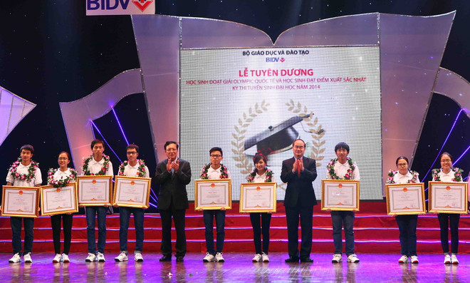 Giáo sư Nguyễn Thiện Nhân: Trước 20 tuổi phải thành thạo ngoại ngữ ảnh 1